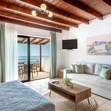 Superb Apartments Kriaras Sea View In Sfakia Khora Sfakion Luaran gambar